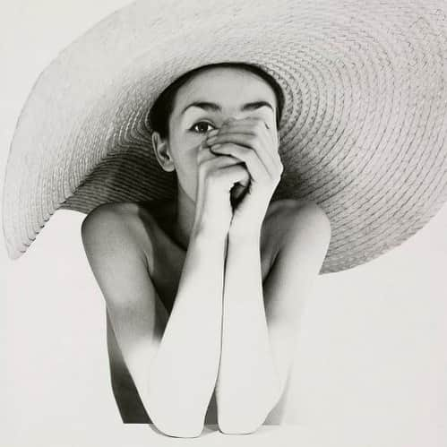 デミリーさんのインスタグラム写真 - (デミリーInstagram)「Mood 👒 #fbf #flashbackfriday #pinabausch #dancer #summerhat」6月8日 4時11分 - demyleeny