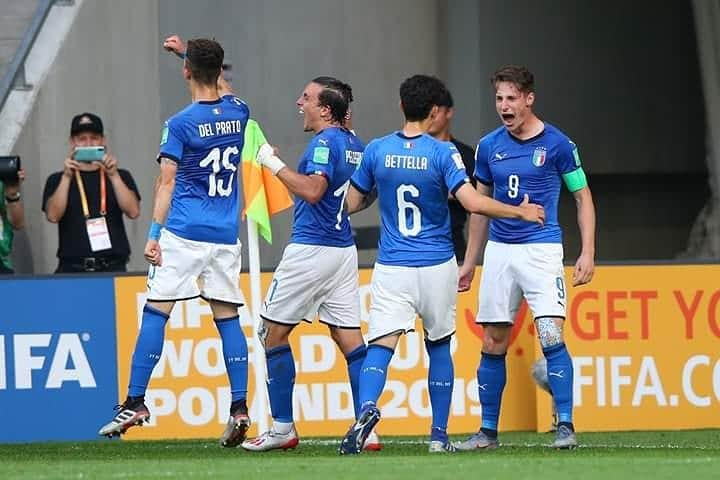 サッカーイタリア代表さんのインスタグラム写真 - (サッカーイタリア代表Instagram)「#U20WC🏆 Campionato del Mondo: fantastico poker degli #Azzurrini al Mali, è semifinale! . Match denso di emozioni con un Mali mai domo. Decisiva la doppietta di Capitan Pinamonti. In pieno recupero, Plizzari para un altro penalty. 🗣️ Nicolato: “I ragazzi non smettono di stupire” . . #VivoAzzurro 🇮🇹#ItaliaMali🇲🇱」6月8日 4時37分 - azzurri