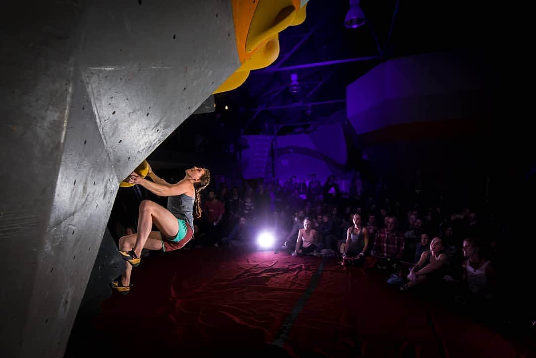 ペイジー・クラッセンのインスタグラム：「Amped for the 4th annual Gravity Bowl at @bloc.11 tomorrow! Who's going to be there? @lyczek photo from Gravity Bowl 2018.」