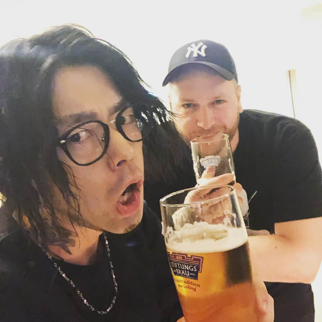 Katsuma さんのインスタグラム写真 - (Katsuma Instagram)「Arrival🇩🇪 @dajoeberlei」6月8日 4時45分 - katsuma_drums