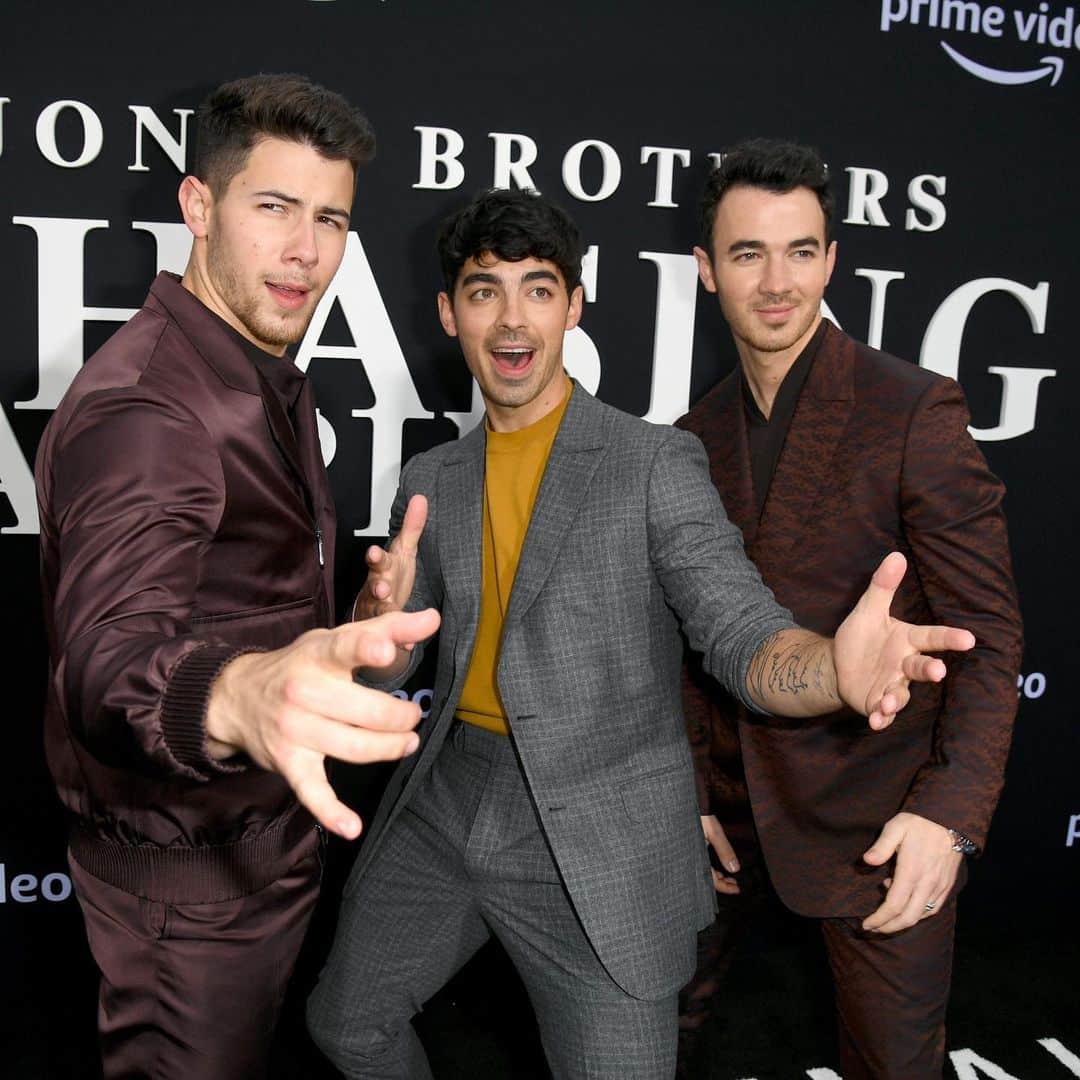 E! Onlineさんのインスタグラム写真 - (E! OnlineInstagram)「Not much has changed but...it's 2019, the Jonas Brothers are back together and their new album #HappinessBegins is out❗What's your favorite song so far? (📷: Getty Images)」6月8日 5時01分 - enews