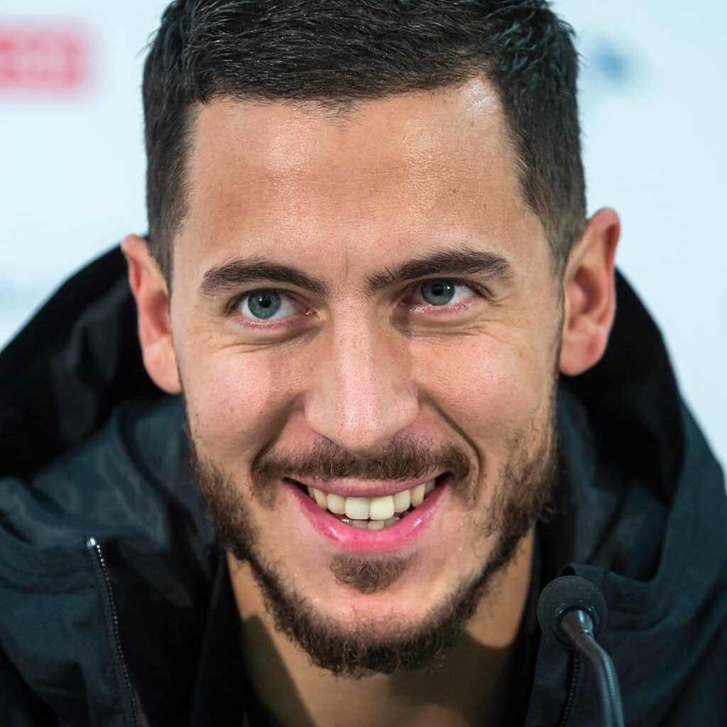 LFPさんのインスタグラム写真 - (LFPInstagram)「🚨OFFICIAL: @realmadrid confirm the signing of @hazardeden_10! 🇧🇪🔝💜📝 • #Hazard #RealMadrid #LaLigaTransfers #LaLigaSantander #LaLiga」6月8日 5時02分 - laliga