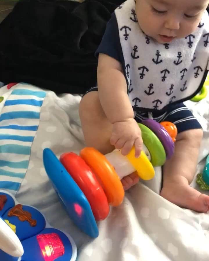 ディーナ・ニコール・コルテーゼのインスタグラム：「Little smarty pants ❤️」