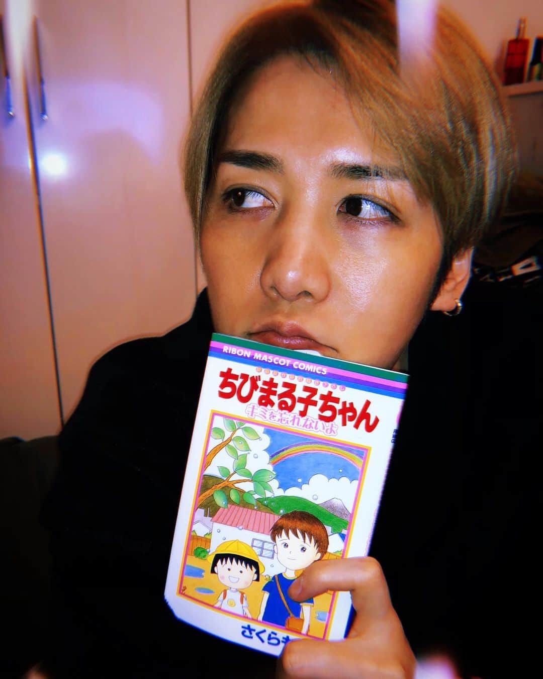 ミッチーのインスタグラム：「風呂上がりに君をわすれないよ﻿ 泣ける﻿ ﻿ #ちびまる子ちゃん﻿ #君を忘れないよ」