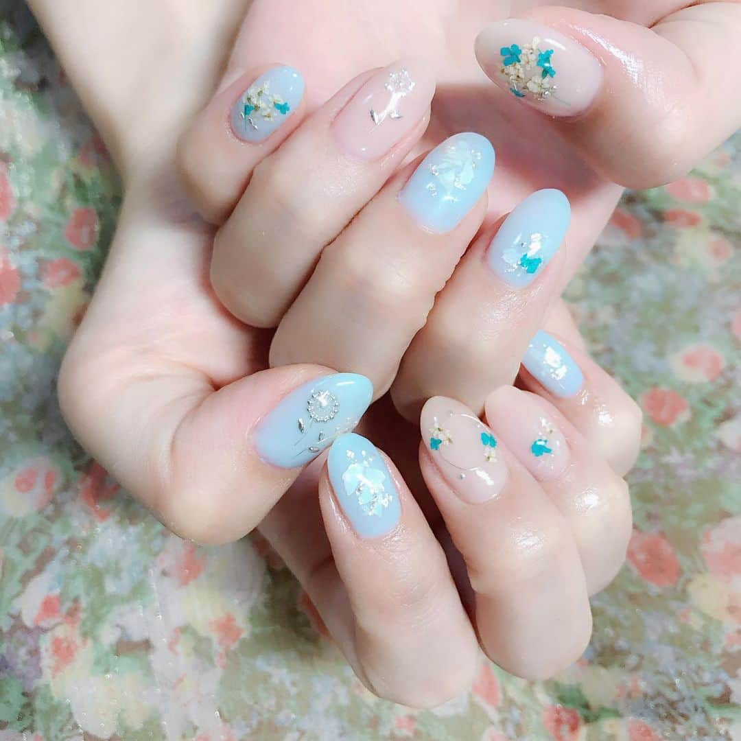 なかやまちえこさんのインスタグラム写真 - (なかやまちえこInstagram)「pale colour. #nail #nails #nailart #ネイル #美甲 #ネイルアート  #clou #nagel #ongle #ongles #unghia #japanesenailart #manucure #네일 #젤네일 #네일아트 #네일리스트 #japanesenails #manicurist #gelnails #ペールカラー #ペールカラーネイル #palecolour #木村ミサ ちゃん」6月7日 20時37分 - chiekonakayama