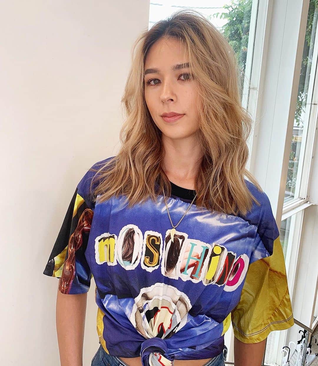 のインスタグラム：「【超リアル海外ヘアー / 栗原 ジャスティーン】 海外志向なお客様へ ハンパ丈に顔周りレイヤーがトレンドです！ #SHIMA#ハイライト#バレイライト#バレイヤージュ#海外ヘアー」
