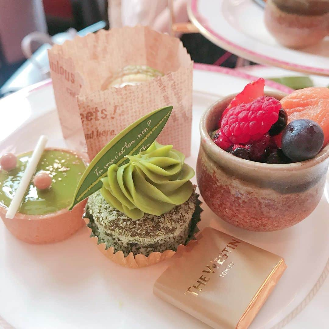 なかやまちえこさんのインスタグラム写真 - (なかやまちえこInstagram)「afternoontea. #抹茶アフターヌーンティー #アフターヌーンティー #afternoontea」6月7日 20時53分 - chiekonakayama