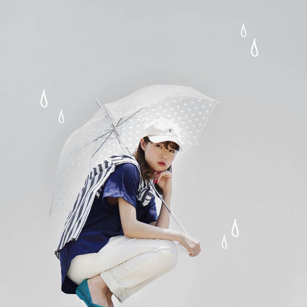 イーザッカマニアストアーズさんのインスタグラム写真 - (イーザッカマニアストアーズInstagram)「＼ いよいよ梅雨入り☔ ／  雨の日のコーデ迷子を救うべく 『雨の日専用デニム👖』作っちゃいました  雨の日も、白いパンツ、穿けます！ 【雨の日専用 撥水デニム / 近日発売】  #ezakkamaniastores #ezakkamania #ezakkamania_2019ss」6月7日 21時07分 - ezakkamania_stores