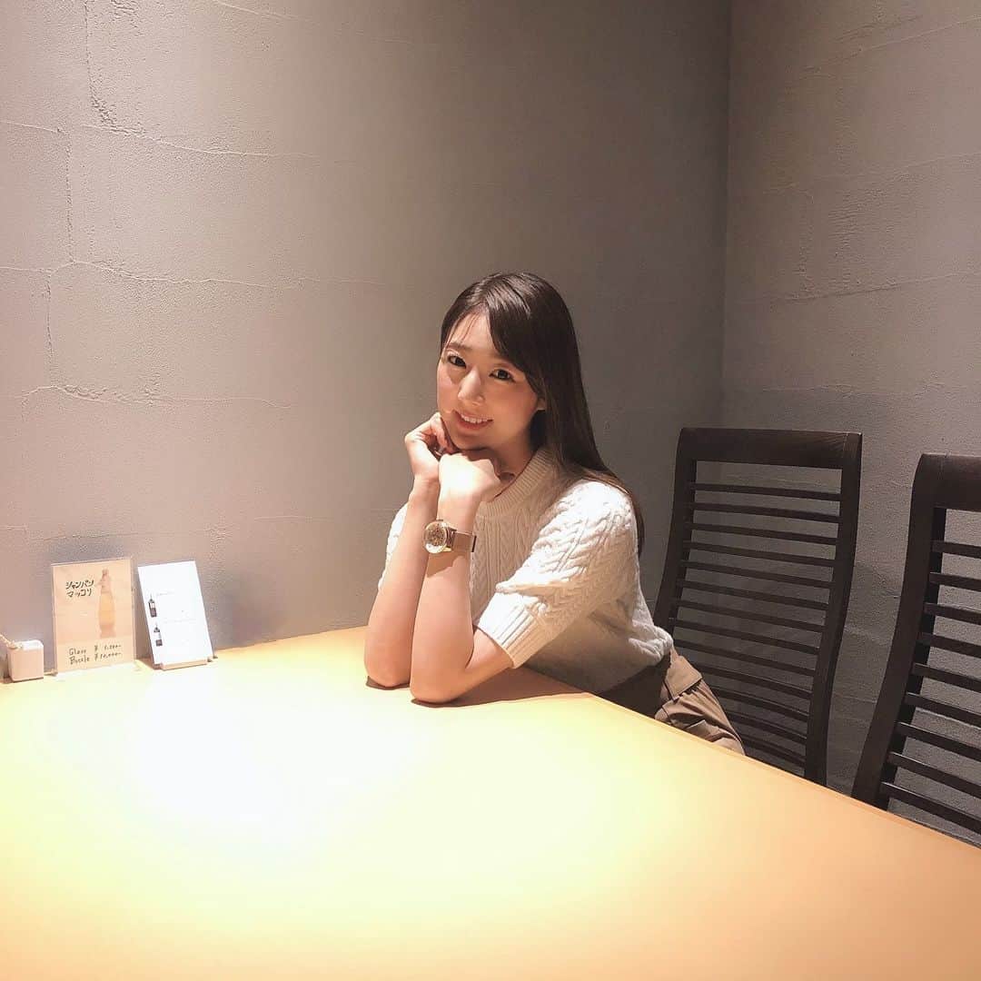 のインスタグラム：「梅雨入りしたね〜🙂☔️﻿ ﻿ 雨って、いやだな〜って思う？？﻿ ﻿ わたしはちょっと低気圧で頭が痛くなっちゃったりすることもあるし、服も濡れちゃったり歩きにくかったりするから、ちょっと苦手なの😢﻿ ﻿ だけど農作物は雨のおかげで育つから大事だなぁとも思ってる‼️﻿ ﻿ 雨の日のいいところ探し中！😌💕💕﻿ ﻿ ﻿ ﻿ ﻿ ﻿ ﻿ #雨の日#雨の日の過ごし方 #ファッション#ファッションコーデ #rain#rainyday」