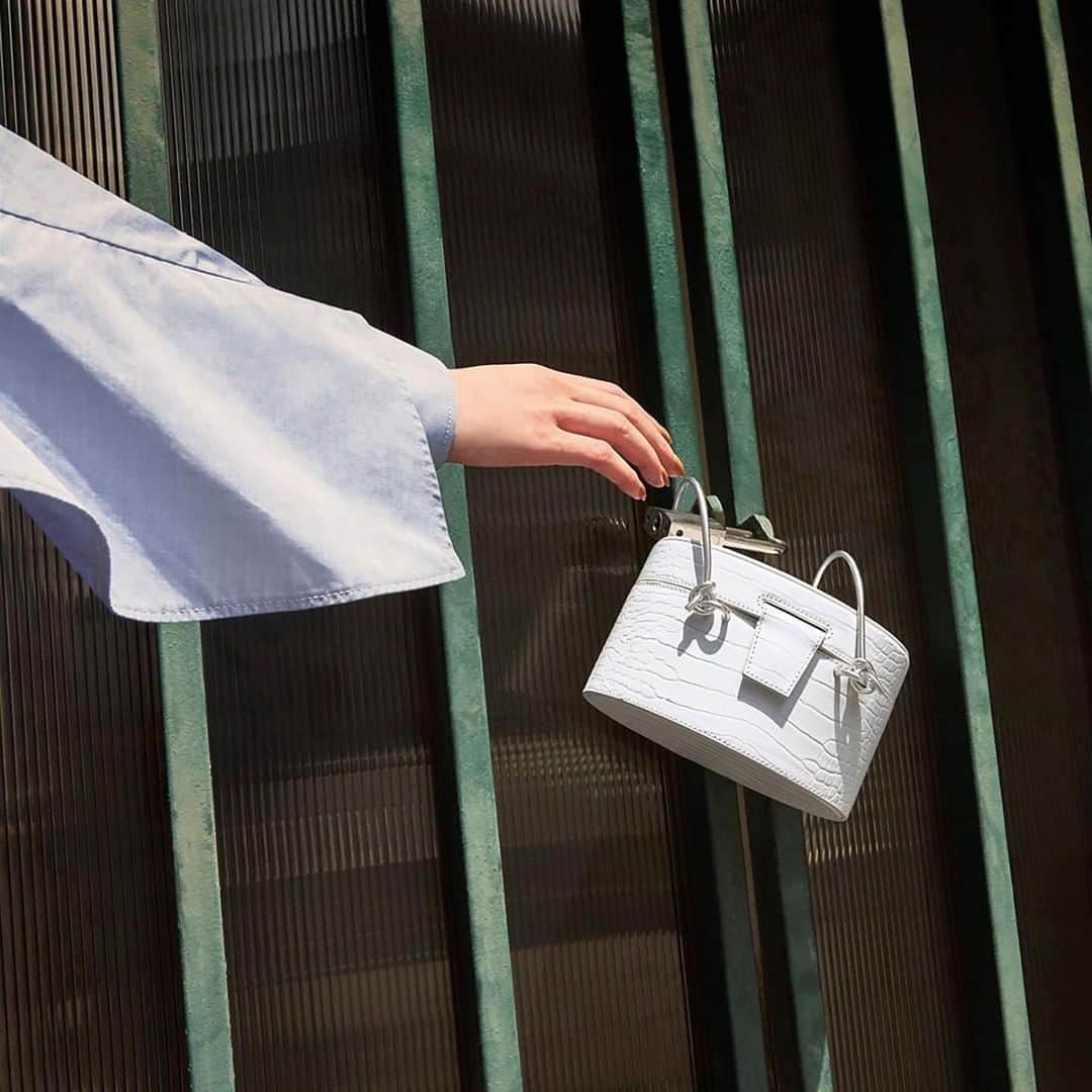 CHARLES & KEITH JAPAN CHARLES & KEITHのインスタグラム
