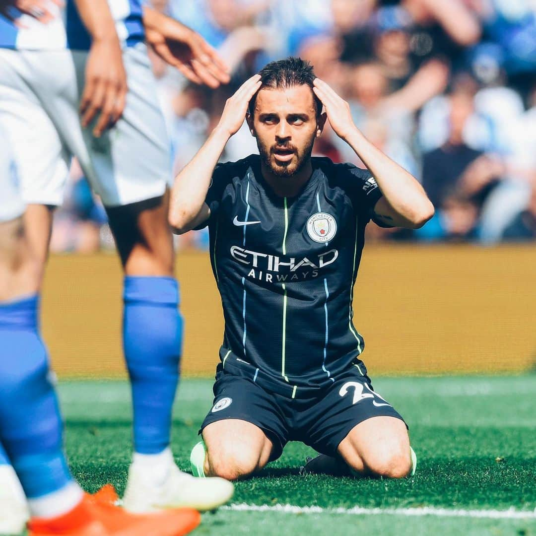 マンチェスター・シティFCさんのインスタグラム写真 - (マンチェスター・シティFCInstagram)「This weekends weather forecast really got us like 🌧⁣ ⁣ #mancity」6月7日 21時19分 - mancity