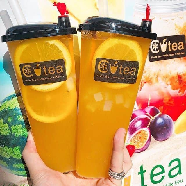 のインスタグラム：「.⠀ 【#uwasa_愛知】⠀ タピオカ&台湾フルーツティーのテイクアウト専門店「Cutea(キューティー)」をご紹介💁✨⠀ 今年の5月にオープンしたばかりのこちらのお店で味わえるフルーツティーとタピオカドリンクが”美味しすぎる！”と早くも話題に😲🎶⠀ 提供されるメニューは、ミルクティー・フラペ・フルーツティー・ラテ・オリジナルティーの５つのカテゴリに分かれおり、好みのドリンクにタピオカのトッピングや増量をしたり、細かい甘さの調節をすることもできます💓🌌⠀ ＊⠀ Cutea （キューティー）👉(@cutea_teastand)⠀⠀⠀⠀⠀⠀ ＊⠀ ↓素敵なアカウントはこちら⠀⠀⠀⠀ [photo by:@daiki_gram_66]⠀⠀⠀⠀ ＊⠀ <<✏️=========================>>⠀⠀⠀⠀ グルメに関する素敵なお写真を⠀⠀⠀⠀ 厳選してご紹介しています📷🌈⠀⠀⠀⠀ 【 @uwasa_gourmet 】 or 【 #uwasa 】⠀⠀⠀⠀ をタグ付けであなたの投稿が⠀⠀⠀⠀ Instagramや記事で紹介されちゃうかも👀🎉⠀⠀⠀⠀ 皆さんの素敵なご投稿お待ちしています🌸⠀⠀⠀⠀⠀⠀⠀ <<=========================>>⠀⠀⠀⠀ ＊⠀⠀ #愛知 #愛知カフェ #名古屋 #名古屋カフェ #大須 #大須カフェ #カフェ #カフェ部 #カフェ巡り #cafe #美味しい #yummy #タピオカ #tapioca #タピオカ部 #タピオカ巡り #グルメ #グルメ好き #Taiwan #台湾 #美味しい #yummy #drink #ドリンク #オレンジ #orange #インスタ映え」