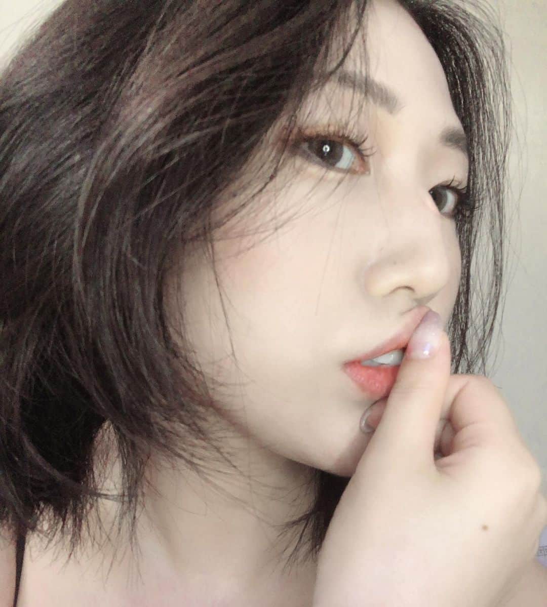 佐山愛のインスタグラム：「❤︎ ・ 梅雨入りしたけど 明日は晴れて欲しいのです🙏 ・ お出かけするのに 雨はいやーーーん😩 ・ みんな、てるてる坊主作って♡ ・ ・」