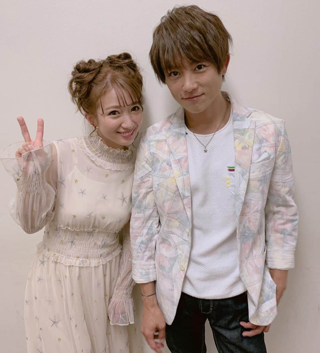 杉浦太陽さんのインスタグラム写真 - (杉浦太陽Instagram)「今日の締めは！夫婦共演！ またオンエア日が近づいたら報告しまーす(^^) #夫婦共演 #少しずつ慣れてきたかなw #帰りに一緒に家に帰る #車の中の時間が好きだな(^^)」6月7日 22時18分 - sugiurataiyou_official