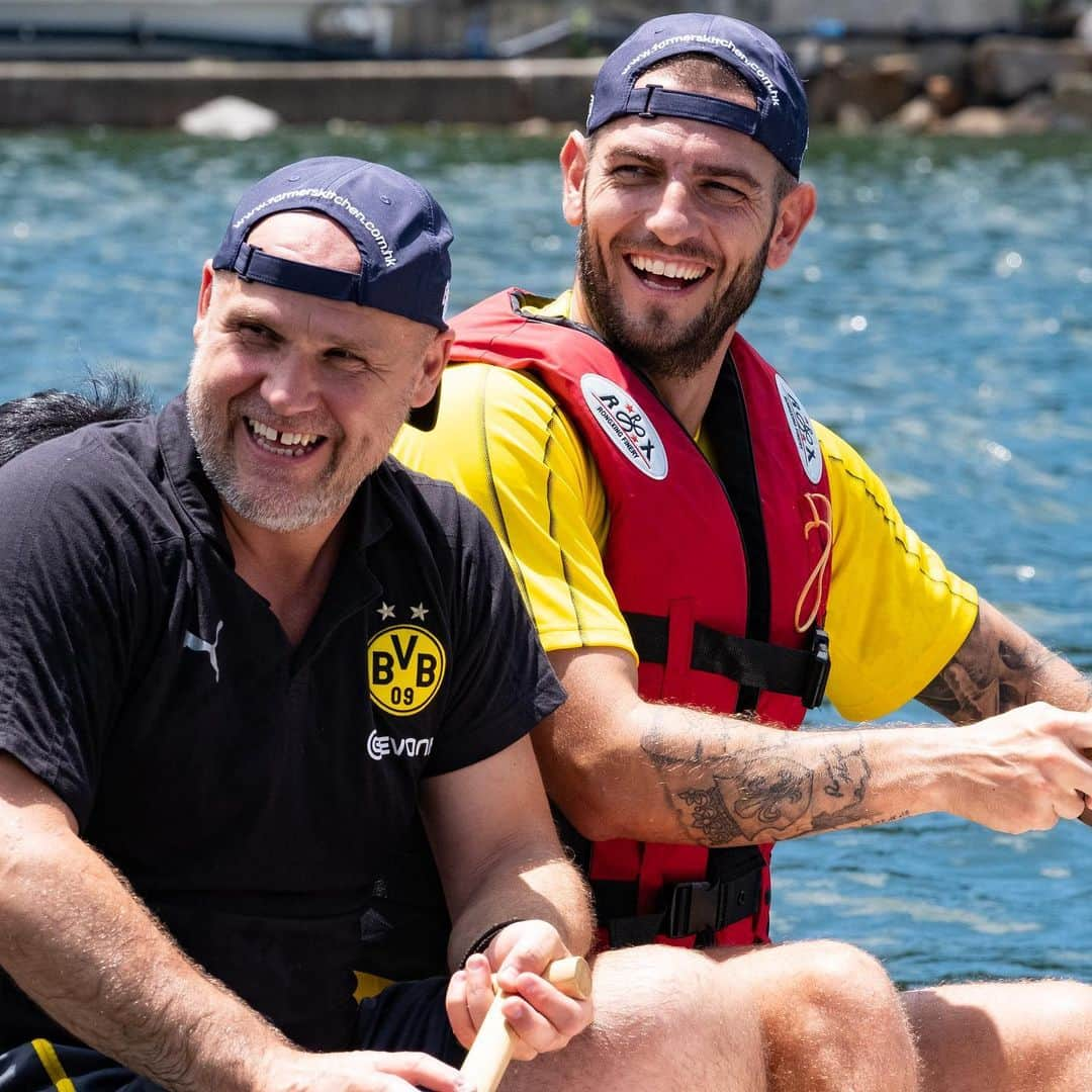 ボルシア・ドルトムントさんのインスタグラム写真 - (ボルシア・ドルトムントInstagram)「Teambuilding ✅ Training ✅  #bvblegends #borussiadortmund #bvb #hongkong #lfcbvb #hejabvb」6月7日 22時34分 - bvb09