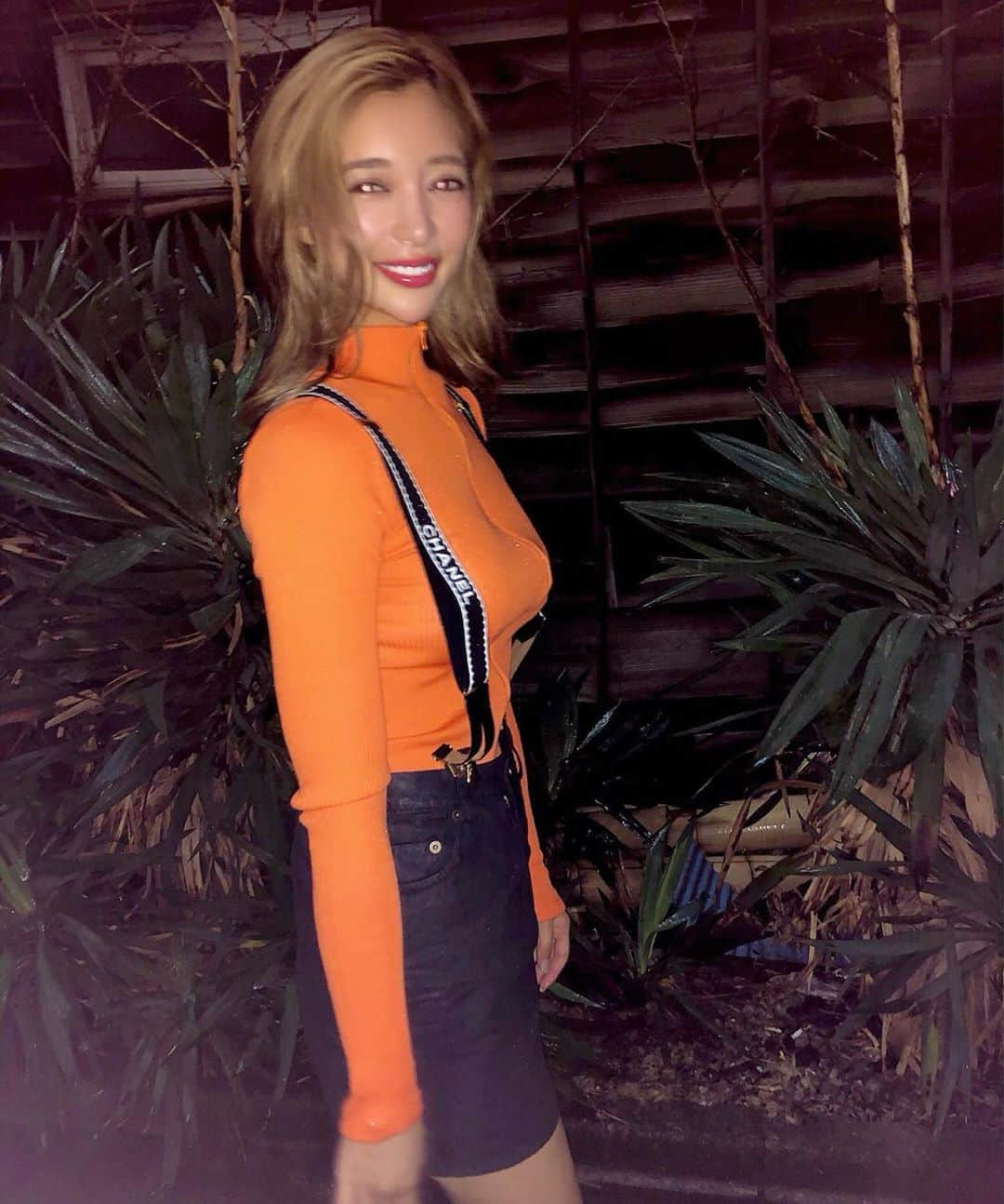 濱野りれさんのインスタグラム写真 - (濱野りれInstagram)「Friday night🌟 .. .. #fridaynight#fridayvibes#ootdfashion#instafashion#suspender#chanelsuspenders#chanelaccessories#saintlaurent#miniskirt#doublestandards#sov#tokyofashion#asiangirls#asianbabe」6月7日 22時38分 - riregram