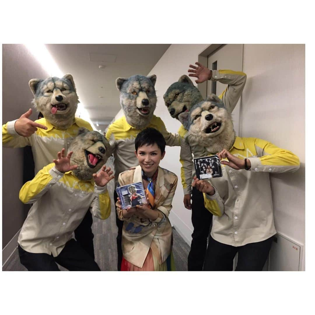 Superflyさんのインスタグラム写真 - (SuperflyInstagram)「Mステ、ありがとうございました！ オオカミさんたち、、、素敵っ！  今日はダンサーさんたちと共演！心強かったな！「明日に行かなくちゃ」のところの振り付けが好き。地味に真似したりしてる。  良い週末を。」6月7日 22時55分 - superfly_shiho