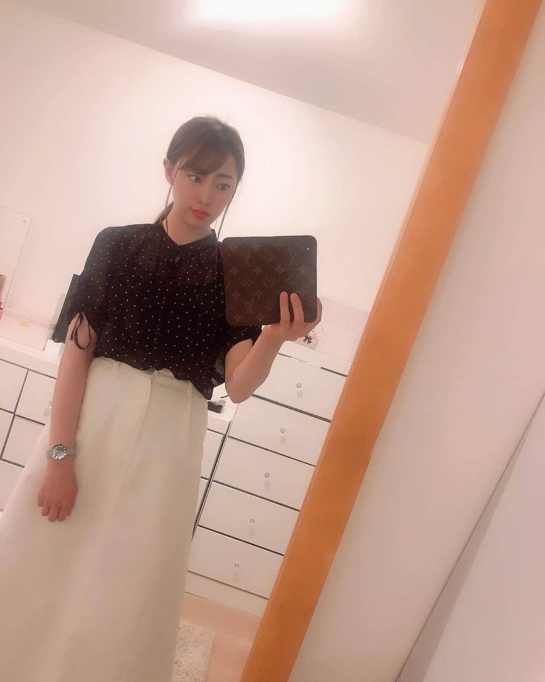 藤江れいなさんのインスタグラム写真 - (藤江れいなInstagram)「#２２時の嫁  #私服 #ootd #fashion #コーディネート #トップス #heather  #スカート #GU」6月7日 23時06分 - 01nyan0201