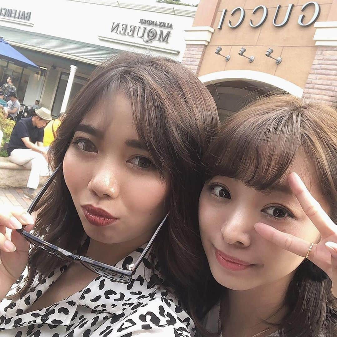 青木茉耶さんのインスタグラム写真 - (青木茉耶Instagram)「＊ . . 箱根でお蕎麦からの御殿場アウトレット♡ . . アウトレットで私の従姉妹夫婦に遭遇してびっくり🤣❤️ . . 父の日のプレゼントも無事買えて満足😊 . . 楽しい親友ちゃんとの2人旅でした♡ 運転ありがとう😊🙏✨ . . #はつ花 #箱根ランチ #箱根湯本 #箱根 #お蕎麦ランチ #お蕎麦 #御殿場アウトレット #御殿場」6月7日 23時07分 - ma_ya_126