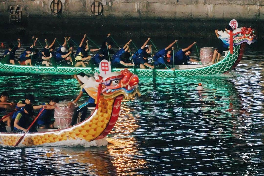 言身寸 in Tainan, Taiwanさんのインスタグラム写真 - (言身寸 in Tainan, TaiwanInstagram)「- #看不見的城市 / #籠流連 - 2019.6.7 #taiwan #tainan #台灣 #台湾 #台南 #写真 #vsco #vscocam #vscotaiwan #vscoTW #vscotainan #ig_streetphotography #AmazingTaiwan #iseetaiwan #exploretaiwanculture #taiwan_streetphotography #Streets_Vision #SonyRX100m6」6月7日 23時13分 - kukud83