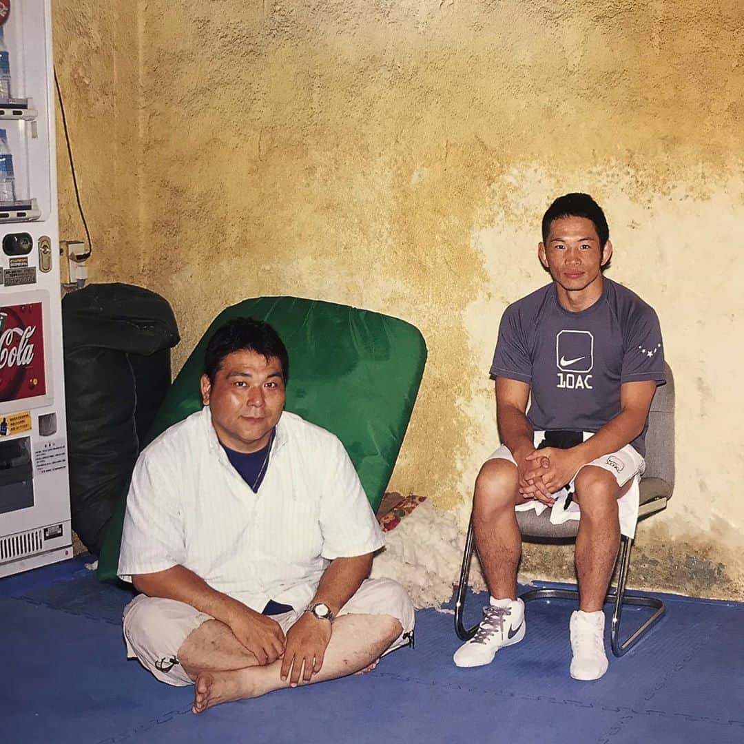 宇野薫のインスタグラム：「6月7日は守山さんの命日 あっという間の11年  柳に風  まだまだ完璧にはできないです  #守山竜介 #柳に風 #和術慧舟會」