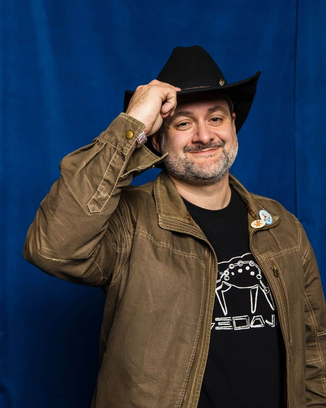 スター・ウォーズさんのインスタグラム写真 - (スター・ウォーズInstagram)「Put on your favorite hat, and help us in wishing Dave Filoni a very happy birthday. (Photo by @atwes.)」6月8日 0時00分 - starwars