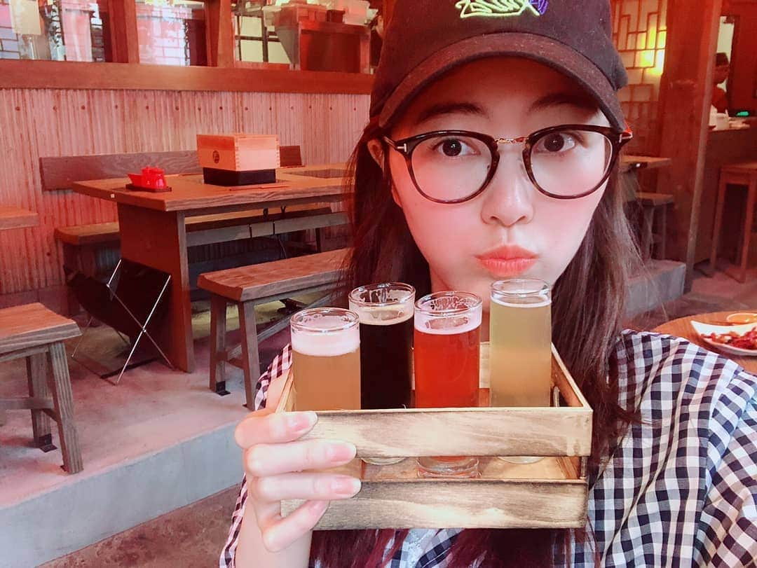 松井珠理奈さんのインスタグラム写真 - (松井珠理奈Instagram)「初クラフトビール🍻💗 可愛い😍😍😍 #インスタ映え  #世界のやむちゃん #ビール  #クラフトビール  #大人  #カラフル」6月8日 0時04分 - jurinamatsui3