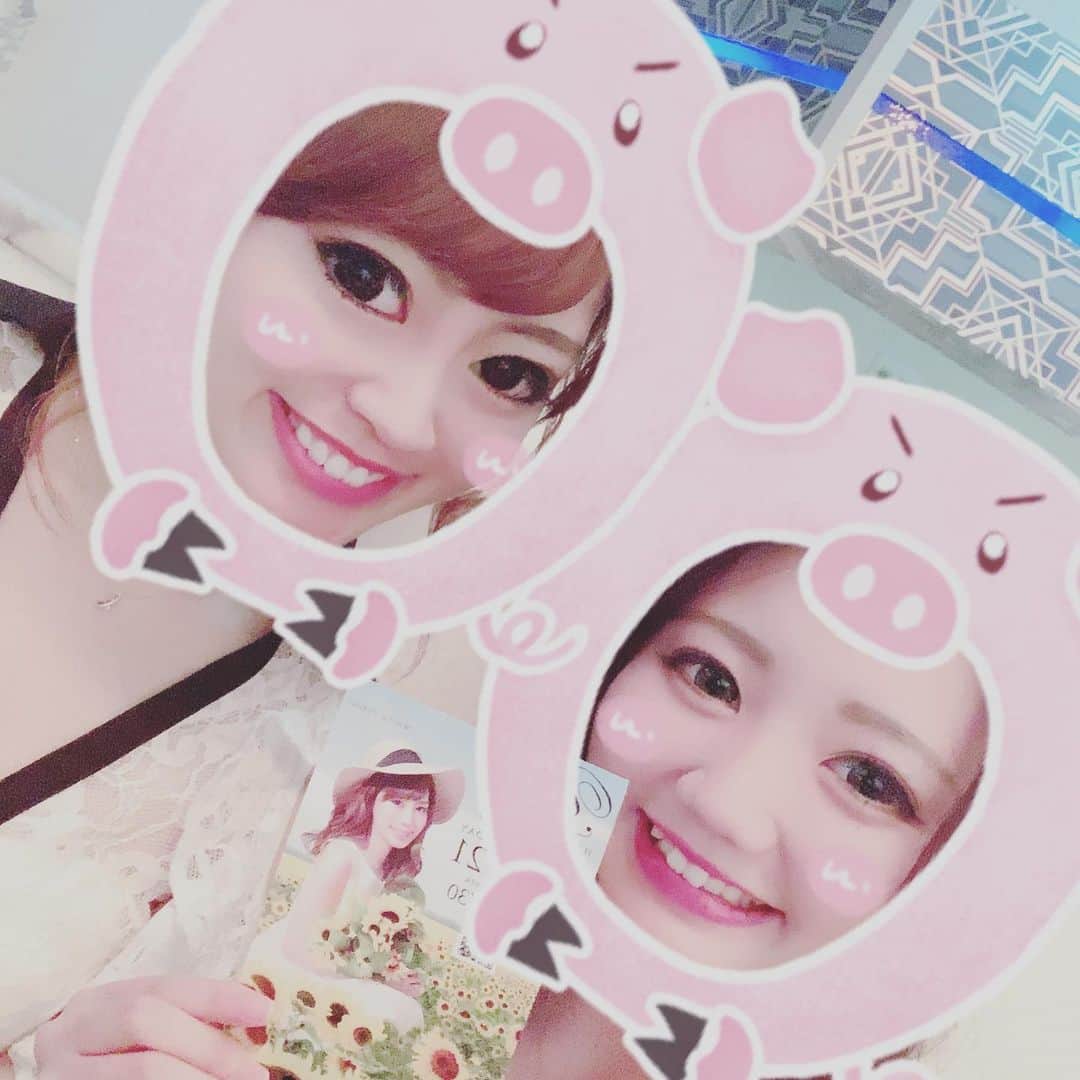 一ノ瀬るなのインスタグラム：「もうすぐ ゆうさんりんかさんの お誕生日❤❤ 〜06.21&06.28〜 みんなでお祝いしましょう🎂 ホワイトでお待ちしてます😇  #水原優 #桃瀬梨華 #ゆうさん #りんかさん #お誕生日 #birthday #ホワイトステージ #whitestage #錦三丁目 #キャバクラ」