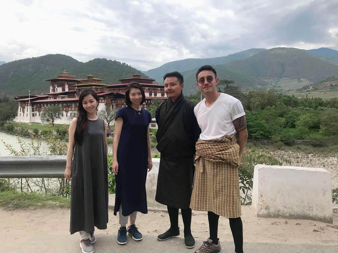 岡田ひとみ（ねんドル）さんのインスタグラム写真 - (岡田ひとみ（ねんドル）Instagram)「［Day2 Punakha］#punakhadzong #Bhutan #travel #photoshoot」6月8日 1時25分 - hitomi_nendol