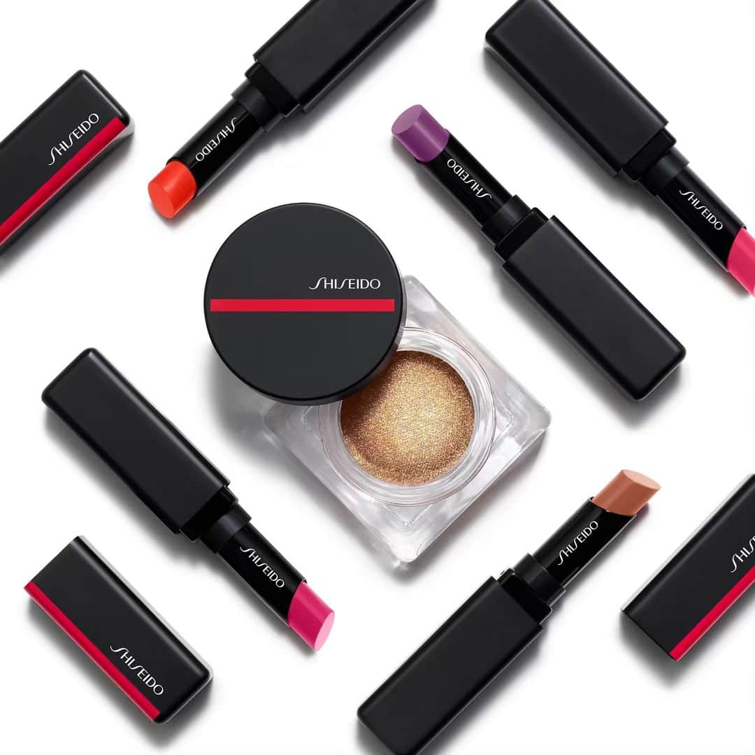 資生堂さんのインスタグラム写真 - (資生堂Instagram)「Bold and buildable, ColorGel LipBalm and Aura Dew in Aurora deliver completely customizable color and shine without adding weight. #visiblefeelsinvisible #shiseidomakeup」6月8日 1時49分 - shiseido