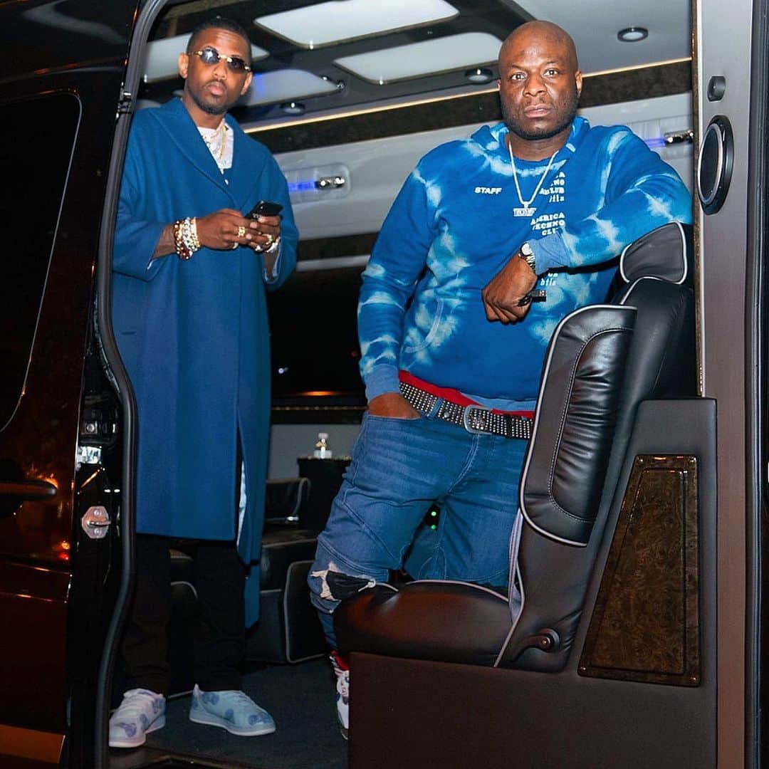 ファボラスのインスタグラム：「Happy Born Day to my brother @shaqnewyork. Genuine Love from day 1. “42” shots when we link!! Celebrate Life for a real one 🎈」