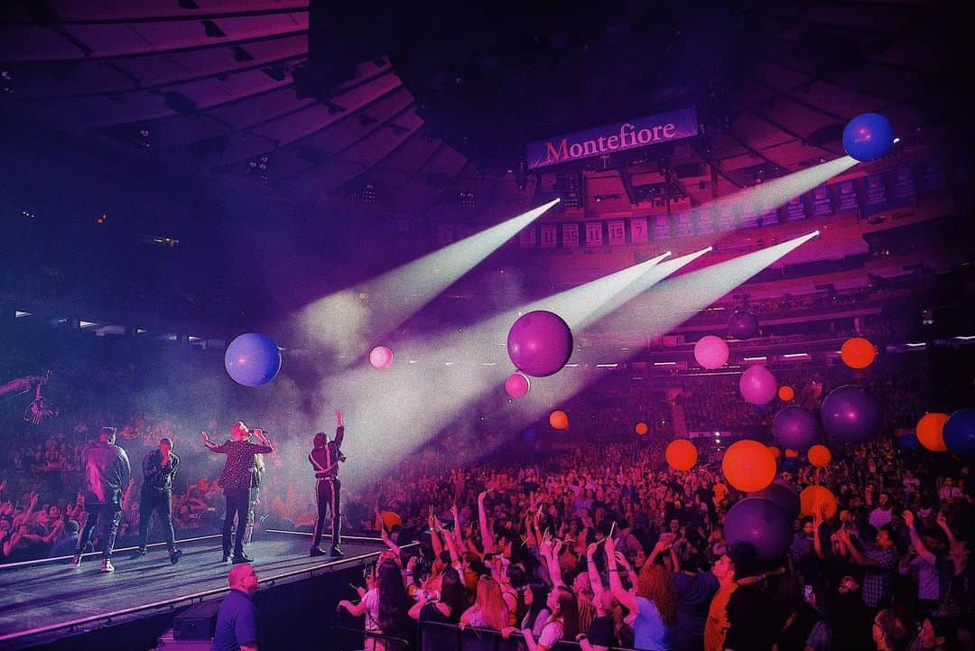 スコット・ホアイングさんのインスタグラム写真 - (スコット・ホアイングInstagram)「madison square garden 🥺 (📸 @lukefontana)」6月8日 2時46分 - scotthoying