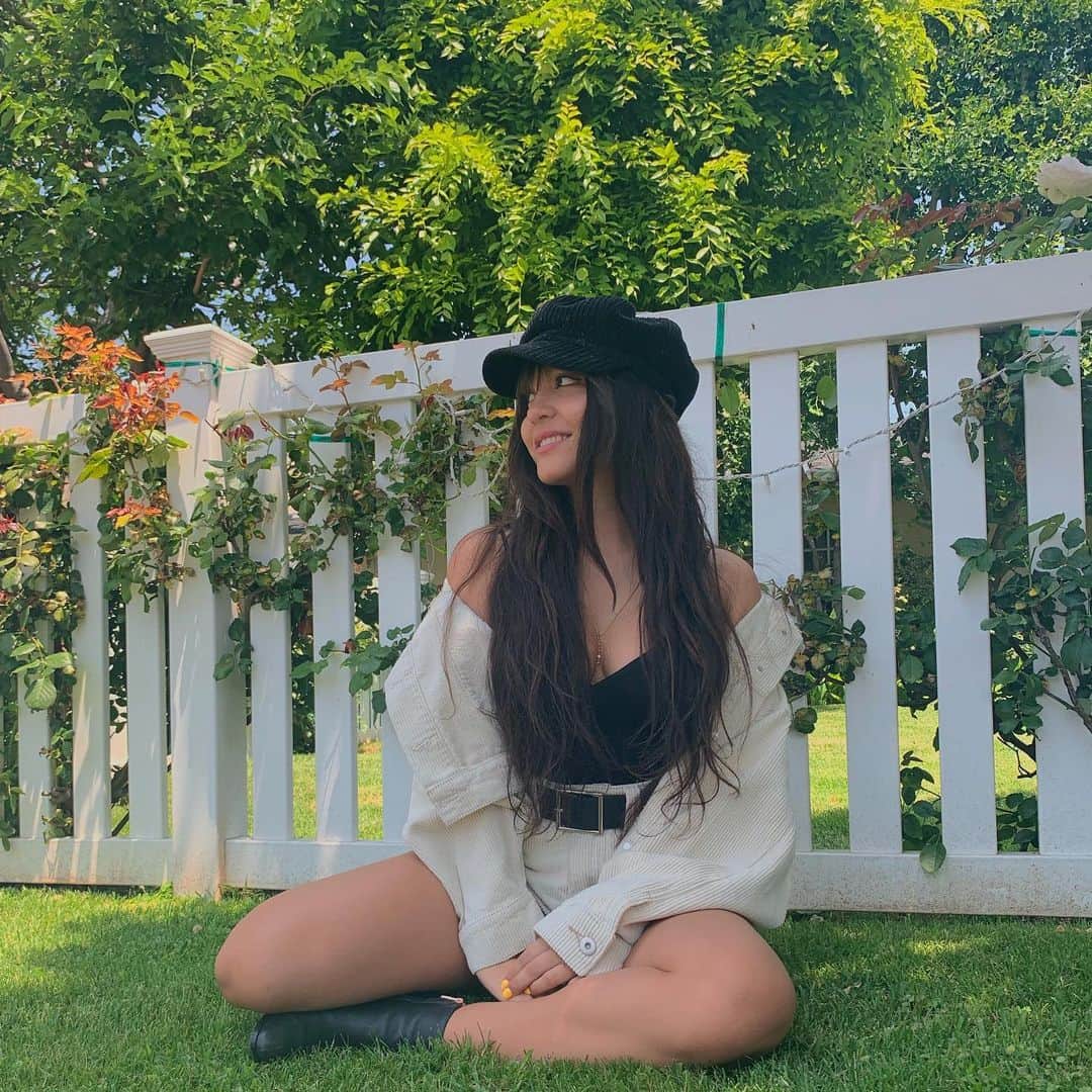 ステラ・ハジェンズのインスタグラム：「oh hello weekend 👋🏼 about damn time you got here @fashionnova #sponsored」