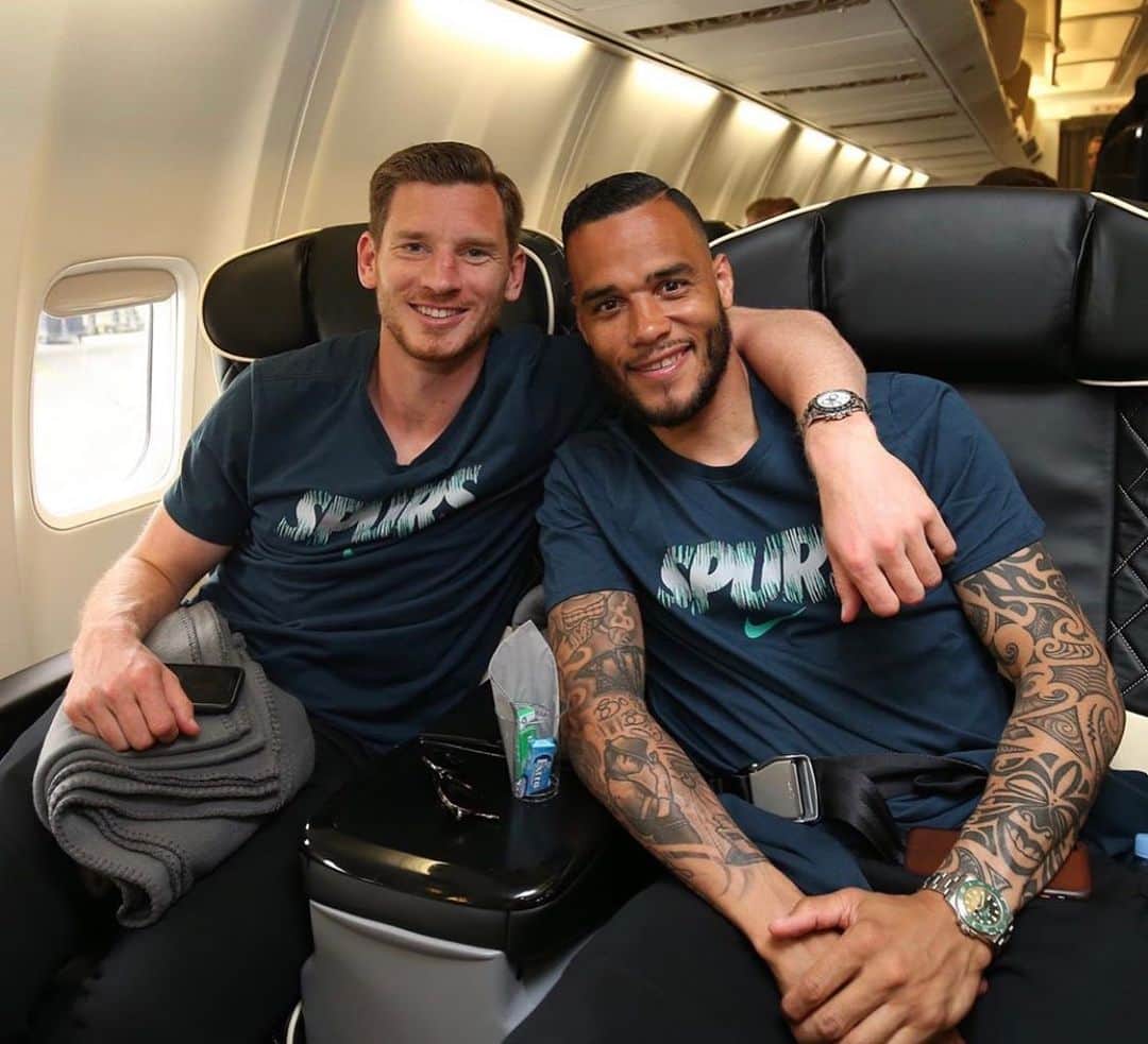 ヤン・フェルトンゲンのインスタグラム：「Unbelievable guy. Will miss having you around the club. Wishing you nothing but the best in the future 💙」