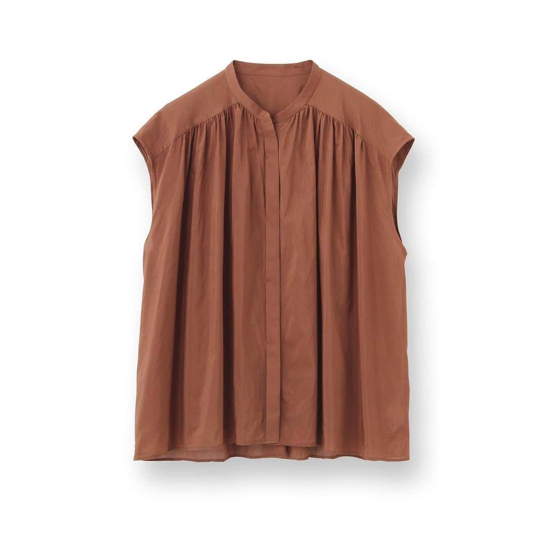 のインスタグラム：「【NEW】﻿﻿﻿﻿﻿﻿﻿﻿﻿﻿﻿﻿﻿ 1枚目👉シルクコットンブラウス ﻿ ※新色ベビーピンクが追加されました！﻿ ¥21,000+tax﻿﻿﻿ ﻿ 2枚目👉 手編み風レースプルオーバー﻿ ¥17,000+tax﻿ ﻿ 3枚目👉 手編み風レースIラインスカート﻿ ¥21,000+tax﻿ ﻿﻿﻿ ﻿﻿﻿﻿﻿﻿﻿﻿﻿﻿﻿﻿﻿﻿﻿﻿ #dressterior #ドレステリア﻿﻿ ﻿﻿﻿ ﻿﻿﻿﻿﻿﻿﻿﻿﻿﻿﻿﻿」