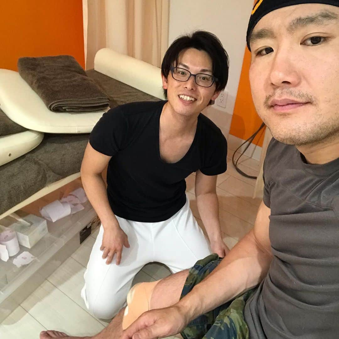 五味隆典さんのインスタグラム写真 - (五味隆典Instagram)「今日はスパーだから千葉先生にテーピング巻いていただきました🤼‍♀️#東林間#mjg接骨院 #mjg西口店」6月8日 13時44分 - takanorigomi