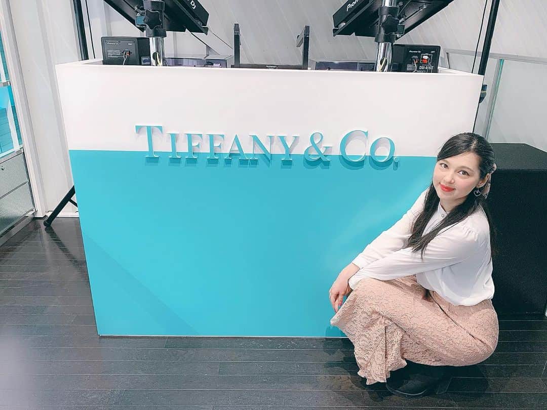 クロル舞さんのインスタグラム写真 - (クロル舞Instagram)「白と水色の色合いが可愛かったな〜#tiffanyandco #Tiffany&Co」6月8日 13時53分 - mai_kroll_