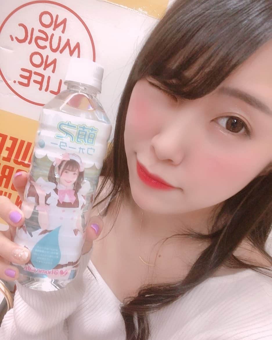 熊本美和さんのインスタグラム写真 - (熊本美和Instagram)「おはくま🐻 . . 盛大に寝坊した！！！！！ チャレンジは間に合うけど〜🎳💦 . . #おはよう #gm #goodmorning #おはくま #日々の出会いに感謝 #バクステ外神田一丁目 #いっちょめ #熊本美和 #miwakumamoto  #アイドル #idol #일본 #아이돌 #アイドルボウラー #Pリーガー #プロボウラーになりたい #instagood #followme #kawaii #makeup #beauty #黒髪 #萌えウォーター #共犯者 #相模原 #ボウリング #イベント #待ってます #wink #すきぴ」6月8日 13時55分 - miwa_babyb