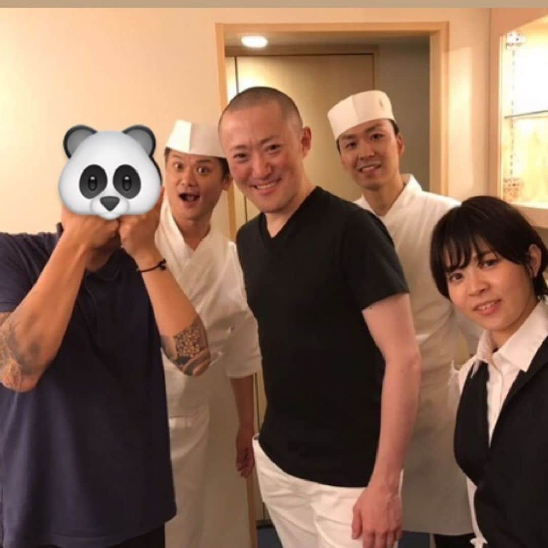 天本正通 さんのインスタグラム写真 - (天本正通 Instagram)「香港の友人と、くすのきさんへ。 二次会は楠さん、右京さんと麻布十番歌京へ行き最後は記憶がないw @janmenethil  @tenkusuboss  @ukyo__ok」6月8日 14時12分 - masamichiamamoto