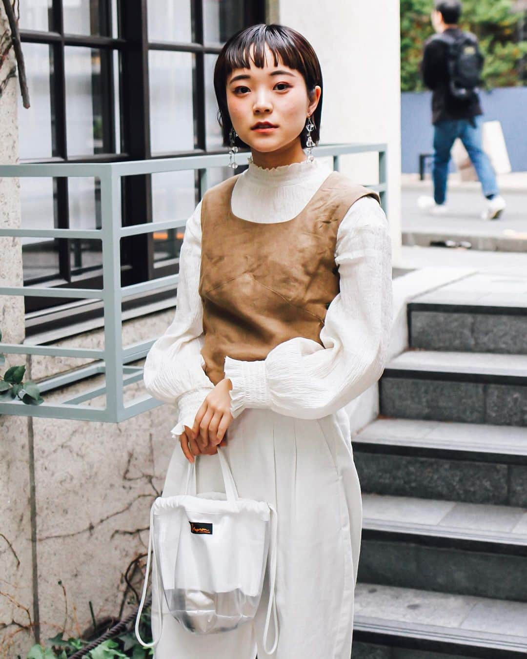 Fashionsnap.comさんのインスタグラム写真 - (Fashionsnap.comInstagram)「【#スナップ_fs】 Name 川上 凛  Vest #RBS Shirt #used Pants #used Bag #NAPRON Shoes #used  #fashionsnap #fashionsnap_women」6月8日 14時23分 - fashionsnapcom