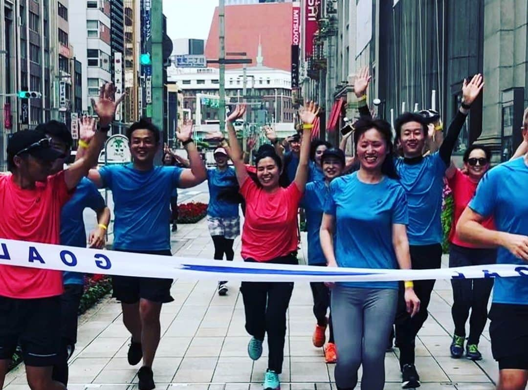 Mandarin Oriental, Tokyoさんのインスタグラム写真 - (Mandarin Oriental, TokyoInstagram)「本日、当館はアシックスジャパン株式会社とコラボレーションし『グローバル ウェルネスデイ ランニングイベント』を開催しました！  昨日までの雨も上がり、心地よい気温の中、皇居や浅草を巡る約10kmのランニングを日本橋にゆかりのある参加者のみなさまとともに無事に完走することができ、笑顔溢れる素敵なグローバル ウェルネスデイとなりました。  みなさまも良いウェルネスデイをお過ごしください☀  #Globalwellnessday #MOTYO_running #MandarinOrientalTokyo #ASICS #日本橋 #MOtokyo #ImAfan #マンダリンオリエンタル東京 #マンダリンオリエンタル #MandarinOriental #MOspa #Nihonbashi #SPA #TheSpaAtMandarinOriental #GWD #gwd2019 #Wellness #ウェルネス #ウェルネスライフ #グローバルウェルネスデイ #皇居 #浅草 #ランニング #健康 #motivation #アシックス #Asakusa #Running」6月8日 14時23分 - mo_tokyo