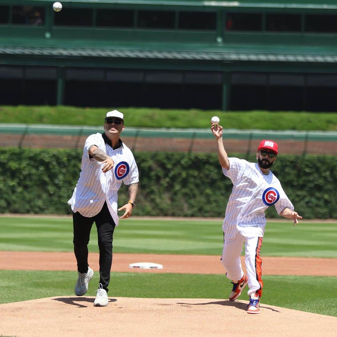 シカゴ・カブスさんのインスタグラム写真 - (シカゴ・カブスInstagram)「A star-studded Friday at the Friendly Confines!」6月8日 5時31分 - cubs