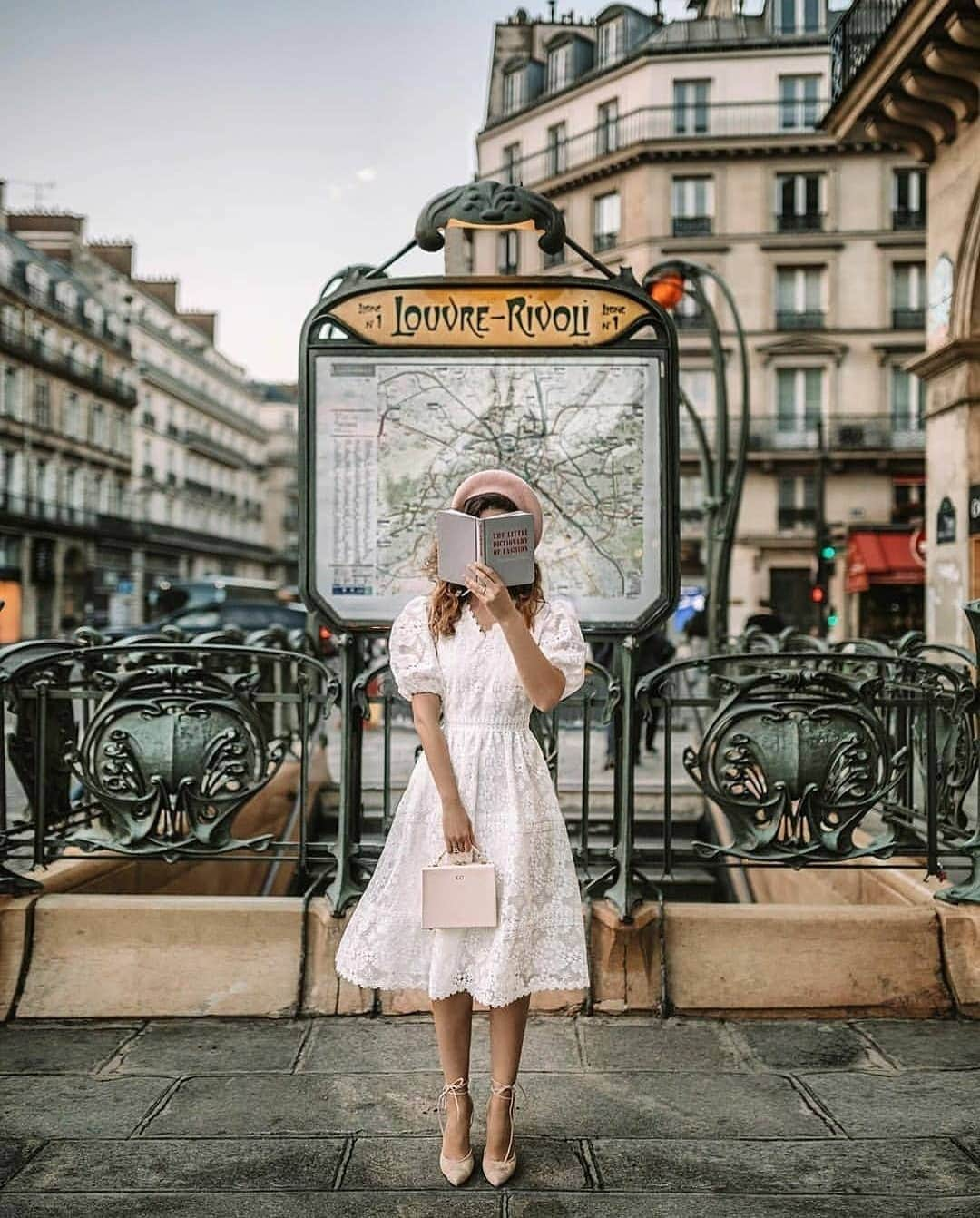 Instagramersさんのインスタグラム写真 - (InstagramersInstagram)「Let's go to Paris... By @katie.one at @igersparis 📸👌#igersParis #igersfrance #igers」6月8日 5時47分 - igers