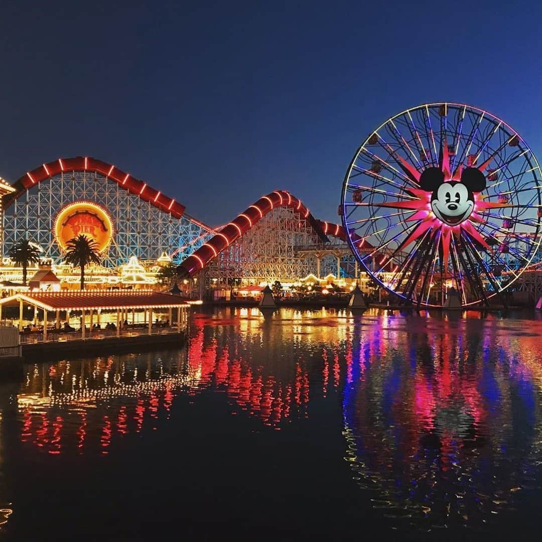 ディズニーランドさんのインスタグラム写真 - (ディズニーランドInstagram)「We loved seeing your #DisneyCaliforniaAdventure can't miss experiences this week! 😍  Get ready to share your #Disneyland classics with #HappiestPlace! Go to the link in our bio for the latest scoop of all that's happening right now at the Disneyland Resort. (Photos: @verucabelle @travels_of_shelby @disneywithashlee @popcornandchurros)」6月8日 5時47分 - disneyland