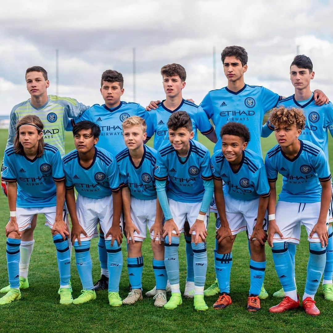 ニューヨーク・シティFCさんのインスタグラム写真 - (ニューヨーク・シティFCInstagram)「🇪🇸 | The #NYCFC Boys U-14s got busy on the opening day of the Wanda Football Cup in Madrid 🆚 @paok_fc & Academia Wanda 🏆 #ForTheCity」6月8日 6時20分 - nycfc