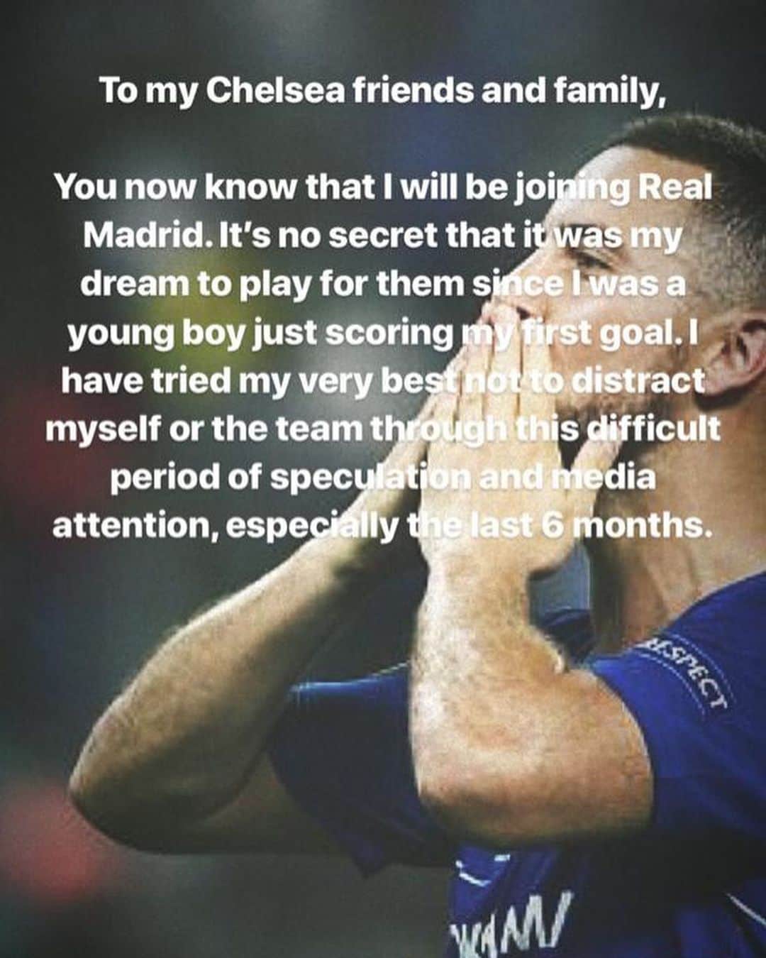 エデン・アザールのインスタグラム：「To my Chelsea friends and family」