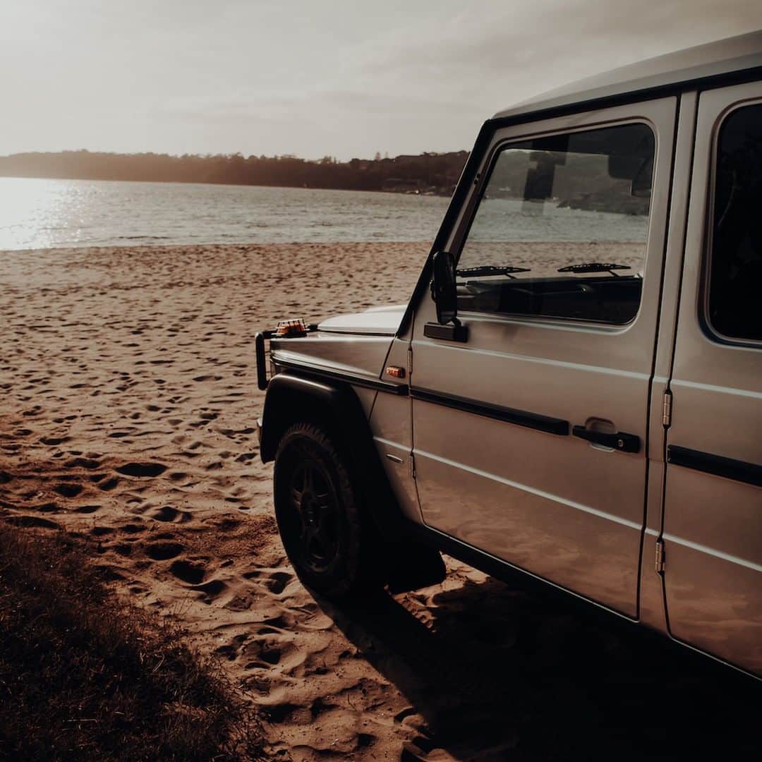 メルセデス・ベンツさんのインスタグラム写真 - (メルセデス・ベンツInstagram)「Take me to the next beach. 🏖 📸: @guldroret for #MBsocialcar . #Mercedes #MercedesBenz #MBCar #Car #Cartastic #carsofinstagram #InstaCar #Gclass #beach #sunset」6月8日 6時55分 - mercedesbenz