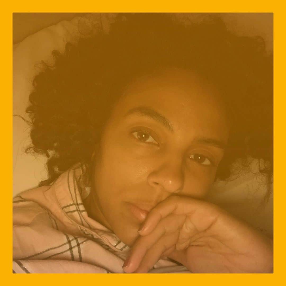 マーシャ・トマソンのインスタグラム：「I refuse to accept gun violence and mass shootings as the norm. I don’t have any orange with me, so I’m rocking the orange filter in my pjs. Thinking of all those who have been effected by gun violence. #endGUNviolence #WearingOrange #gunreformnow @everytown @momsdemand」
