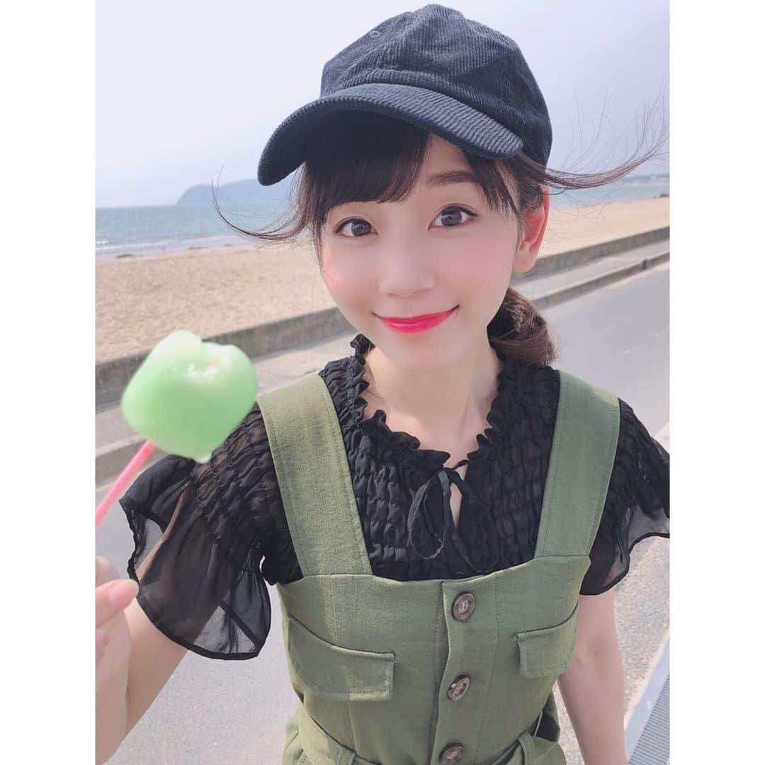 吉川千愛さんのインスタグラム写真 - (吉川千愛Instagram)「おはよー！！ この前撮影で福津にお邪魔したので 福間海岸にて🏝✨ 横髪ぴょーーーん #LinQ #吉川千愛 #あいんちゅ #福間海岸 #ice」6月8日 8時19分 - chiaki_yo