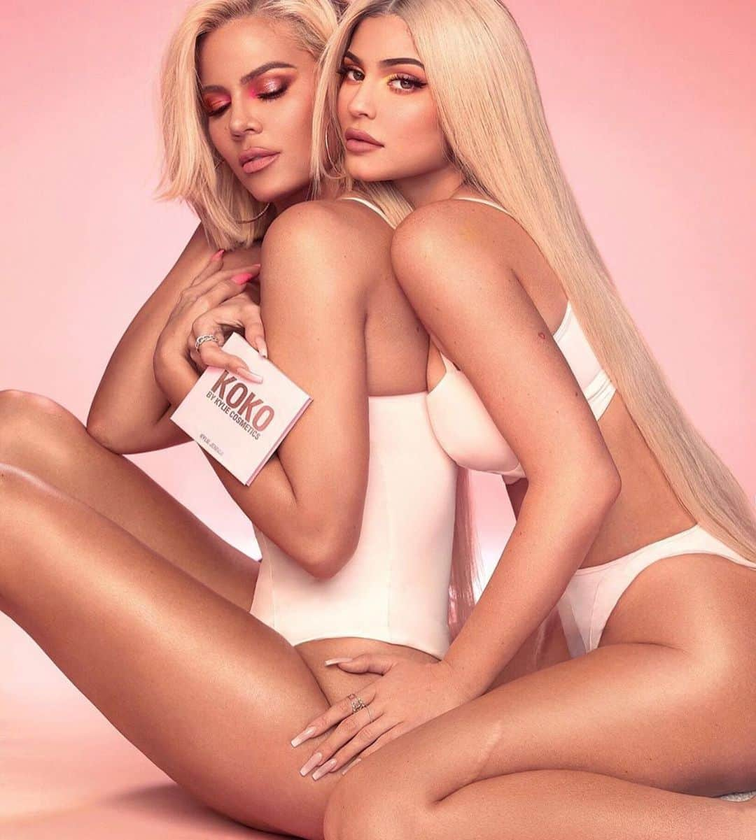 クロエ・カーダシアンさんのインスタグラム写真 - (クロエ・カーダシアンInstagram)「Round 3 ✨ JUNE 14th」6月8日 9時11分 - khloekardashian